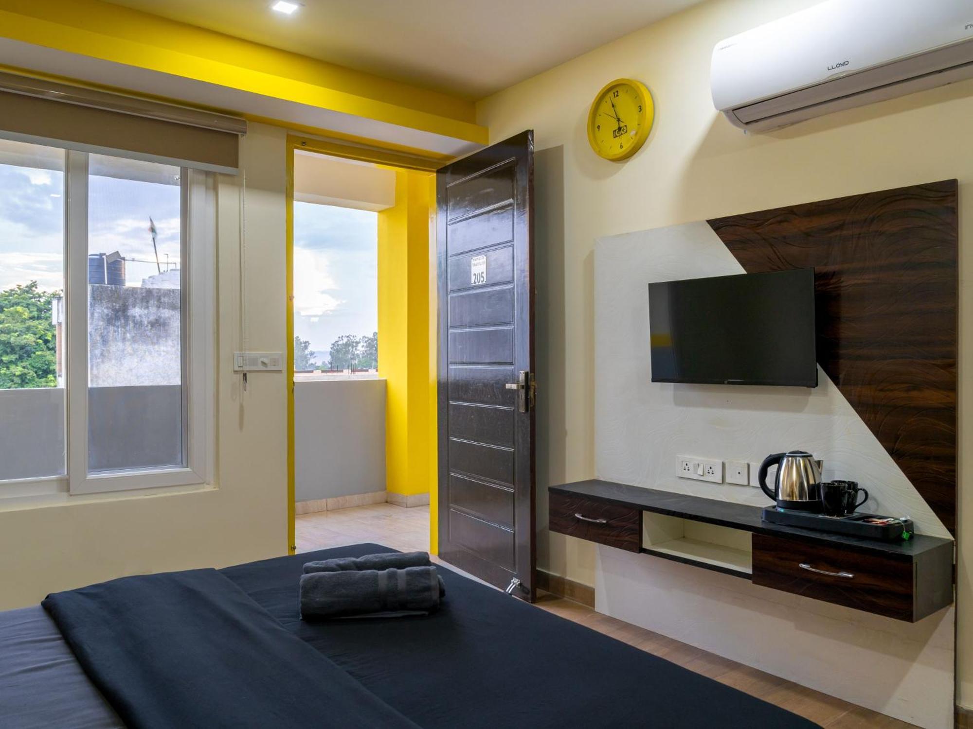 The Hosteller Ντεχραντούν Εξωτερικό φωτογραφία