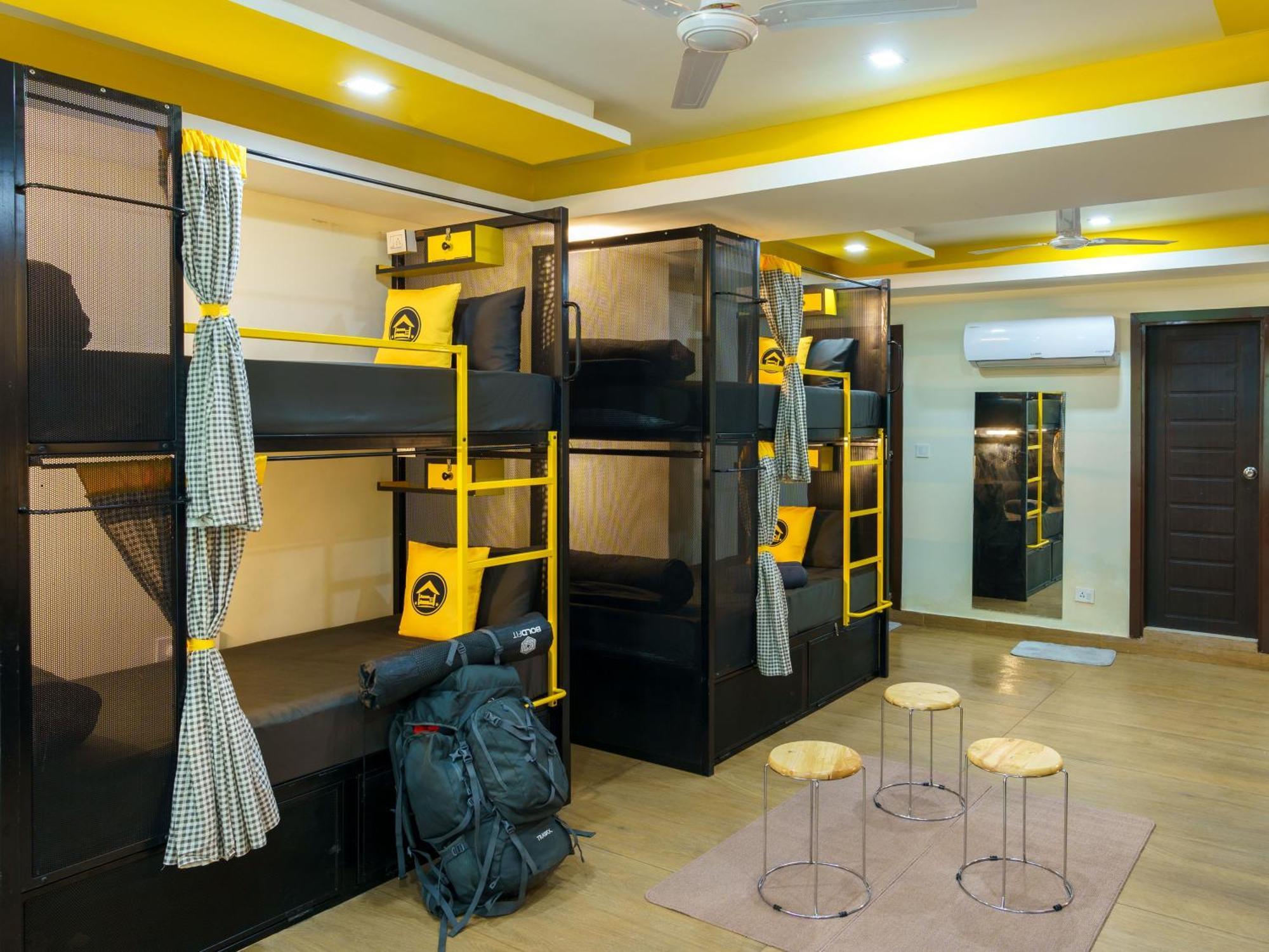 The Hosteller Ντεχραντούν Εξωτερικό φωτογραφία