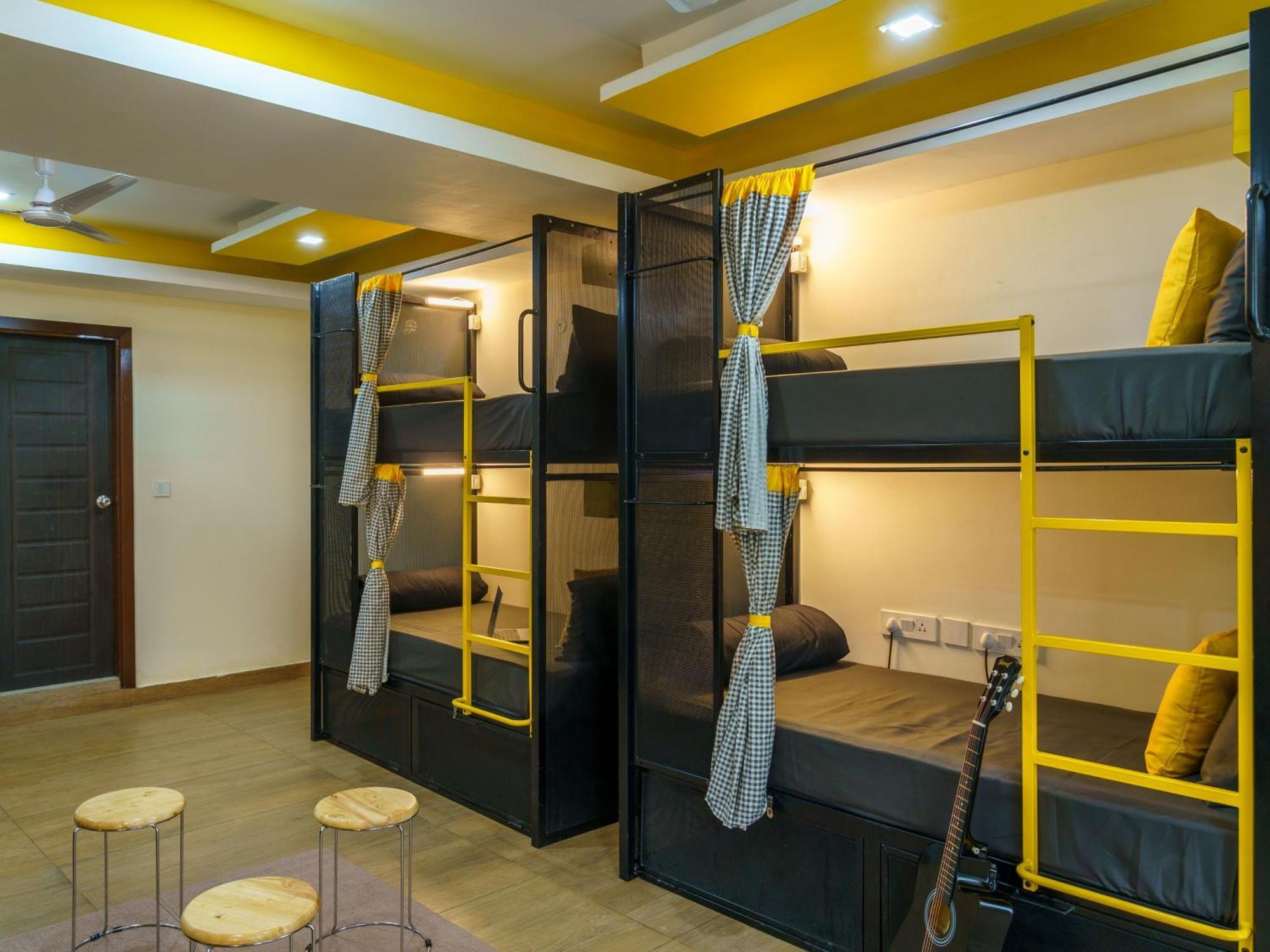 The Hosteller Ντεχραντούν Εξωτερικό φωτογραφία